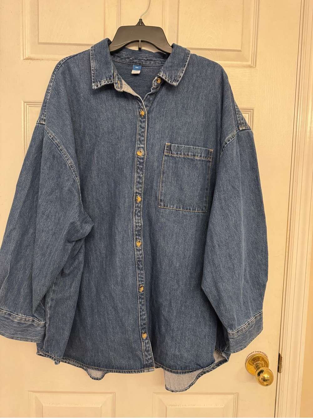 Old Navy Oversized Shacket Classic Denim Button-Up Shirt in Medium Blue NWOT